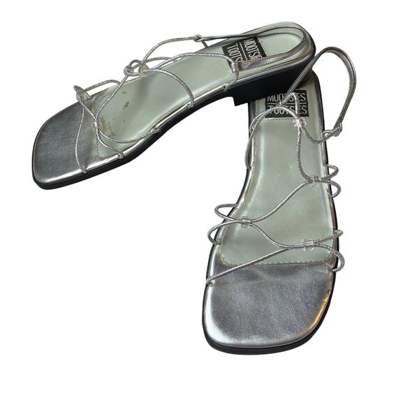 Vintage Y2K Mootsies Tootsies Strappy Flat Square Toe Sandal Silver Beads 8.5 - Picture 1 of 7